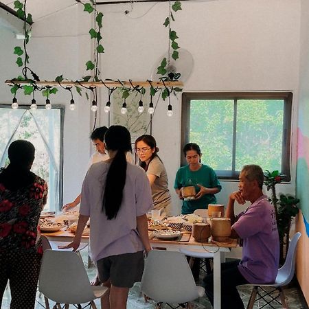 Positive Energy Homestay And Guide In Chiangkhan Chiang Khan Buitenkant foto