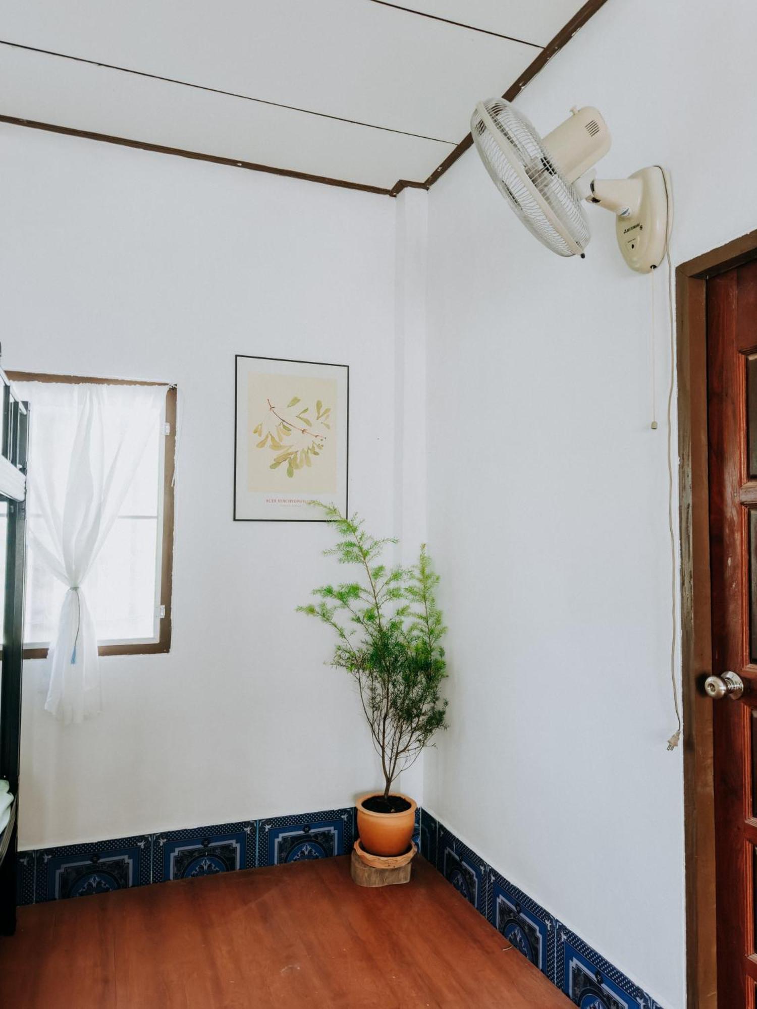 Positive Energy Homestay And Guide In Chiangkhan Chiang Khan Buitenkant foto